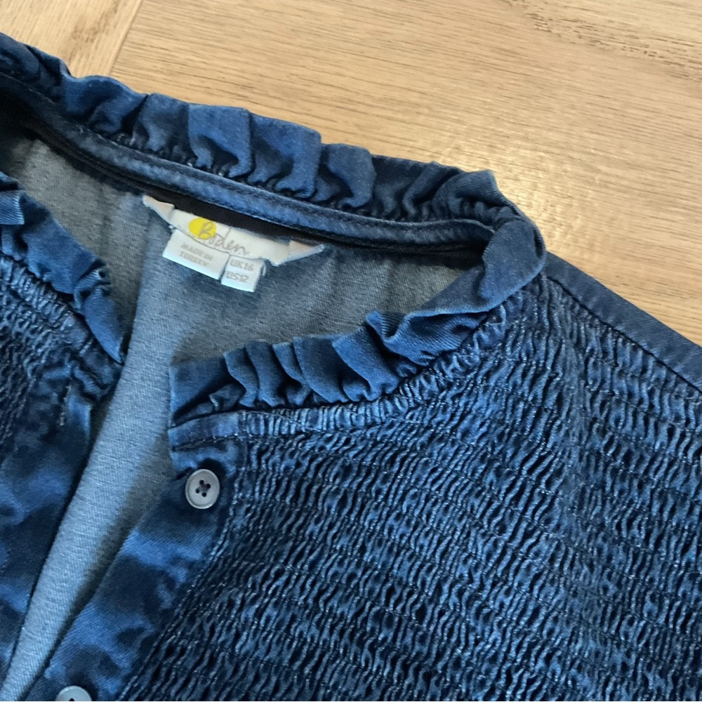 Boden Blue Denim Ruffled Collar Button Down size 12